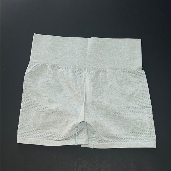 Gymshark shorts light teal - Picture 2 of 2